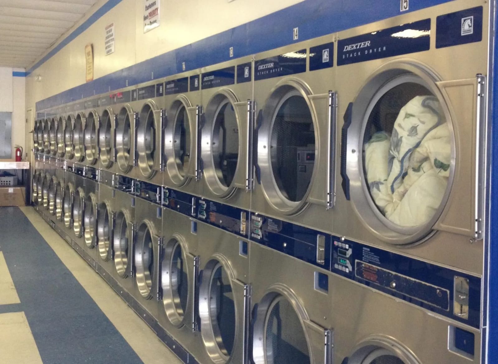 Commercial Laundry Services in St. Petersburg, FL: A Business Solution You Can Trust